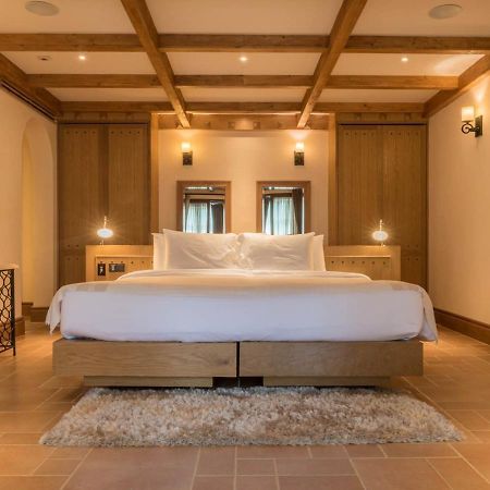 Toscana Town Square Suites Mu Si Extérieur photo