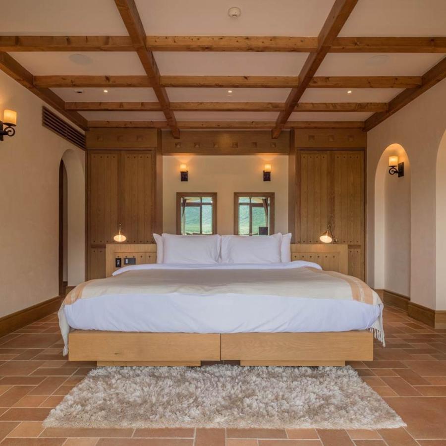 Toscana Town Square Suites Mu Si Extérieur photo