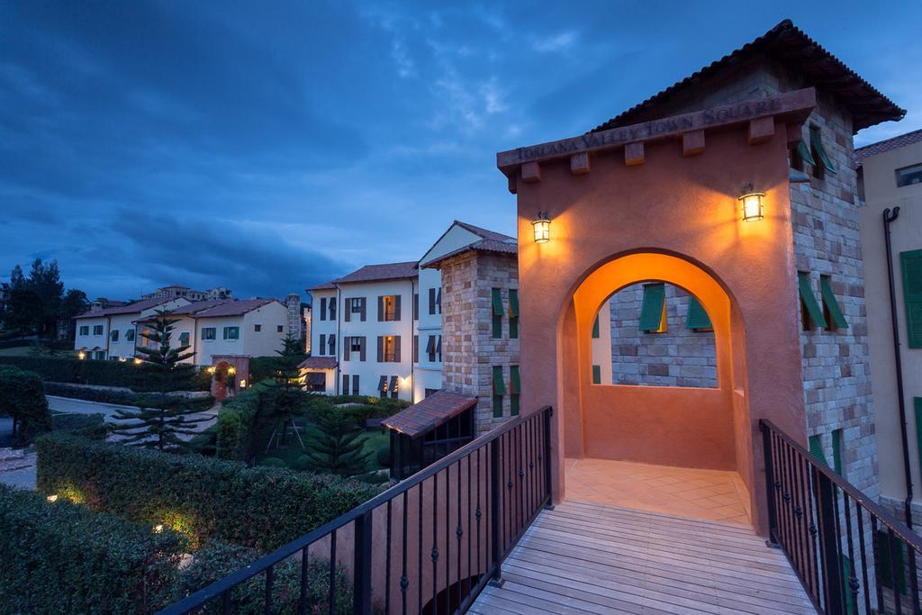 Toscana Town Square Suites Mu Si Extérieur photo