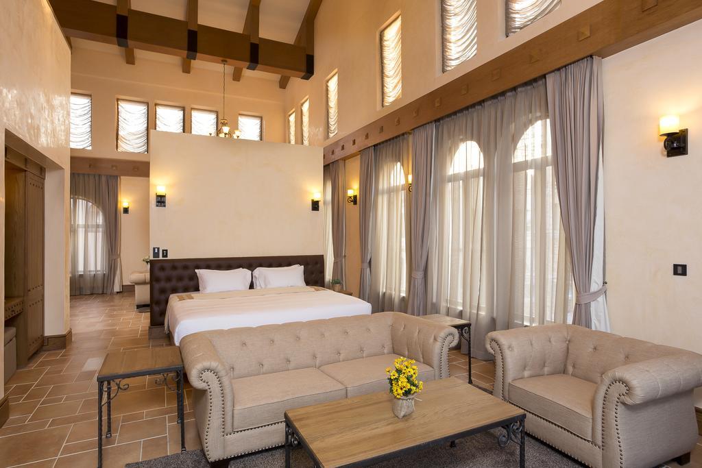 Toscana Town Square Suites Mu Si Extérieur photo