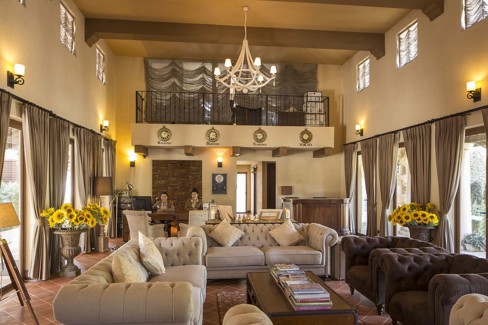Toscana Town Square Suites Mu Si Extérieur photo